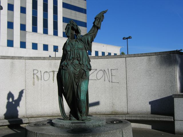 portland_riotzone.jpg